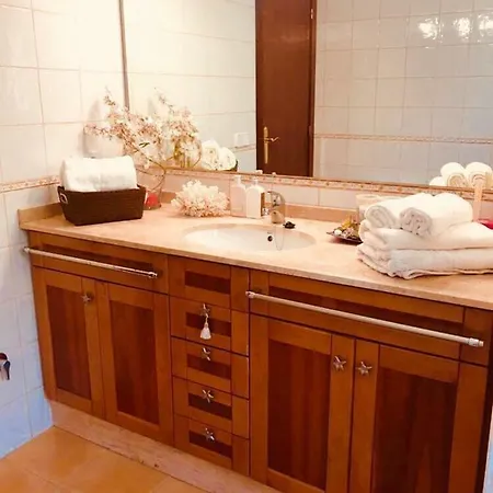 Viktoriia Villa, * Calpe